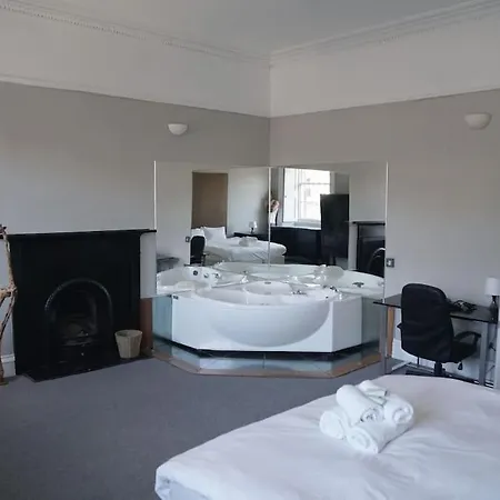 Prime Edinburgh City Centre - 4 Bed Penthouse Exterior photo