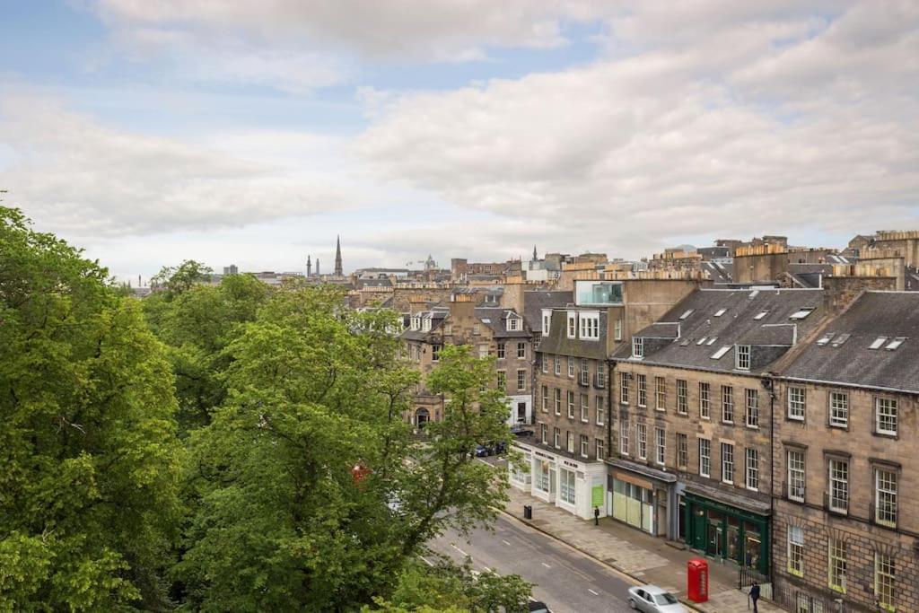 Apartment Prime Centre - 4 Bed Penthouse *